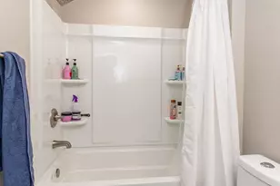 120 University Dr S, Fargo,  58103 - Photo 24