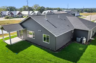 1105 Compton Ave, River Falls, WI 54022 - Photo 46