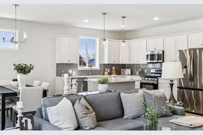 1105 Compton Avenue, River Falls, WI 54022 - Photo 26