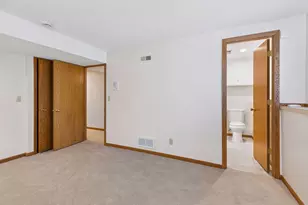 7117 Gleason Rd, Edina, MN 55439 - Photo 44