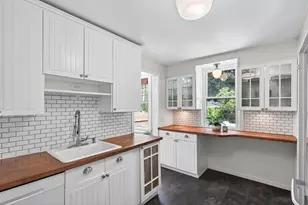 909 W 44th St, Minneapolis, MN 55409 - Photo 14