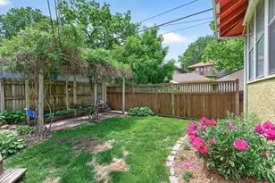 909 W 44th St, Minneapolis, MN 55409 - Photo 12