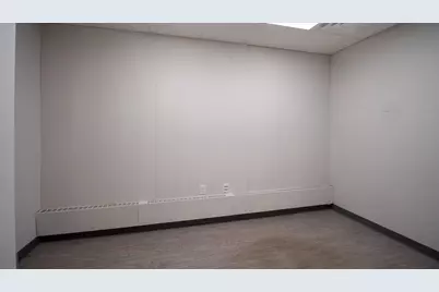 1903 Broadway Avenue S, Rochester, MN 55904 - Photo 10