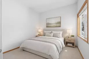 10420 Lancaster Ln, Woodbury, MN 55129 - Photo 16