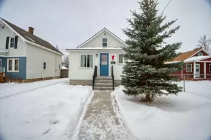 1521 15th Ave E, Hibbing, MN 55746 - Photo 1