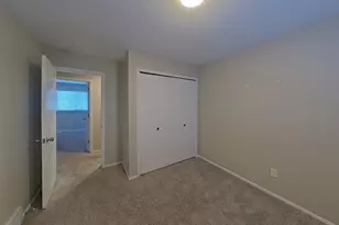 13101 Thomas Ave S, Burnsville, MN 55337 - Photo 14