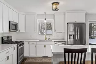 6543 N Bluebird Dr N, Maple Grove, MN 55369 - Photo 4