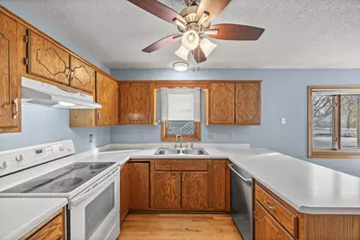 4235 Royce Street NE, Columbia Heights, MN 55421 - Photo 8