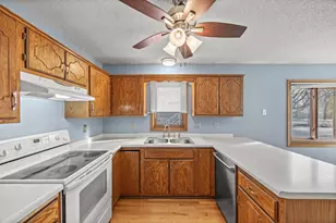 4235 Royce St NE, Columbia Heights, MN 55421 - Photo 8