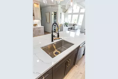 5615 31st Street S, Fargo, ND 58104 - Photo 8