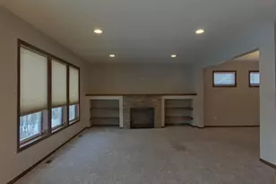 1133 Rosemary Ln, Chaska, MN 55318 - Photo 2