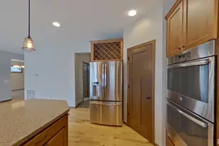 1133 Rosemary Ln, Chaska, MN 55318 - Photo 4