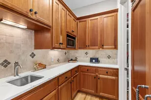 17244 Valley Rd, Eden Prairie, MN 55347 - Photo 10