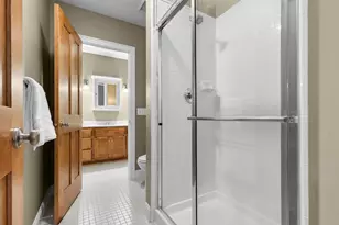 17244 Valley Rd, Eden Prairie, MN 55347 - Photo 46