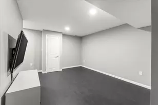 2020 Fairway Dr NE, Columbia Heights, MN 55421 - Photo 20