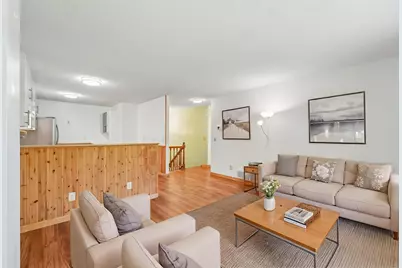 9526 Grey Widgeon Place, Eden Prairie, MN 55347 - Photo 4