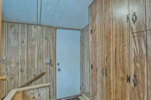 114 E 17th St, Hibbing, MN 55746 - Photo 24