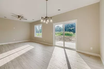 2121 Cleveland Way S, Cambridge, MN 55008 - Photo 6