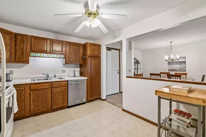 10600 43rd Avenue N #201, Plymouth, MN 55442 - Photo 16
