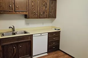 820 10th St S, Fargo,  58103 - Photo 8