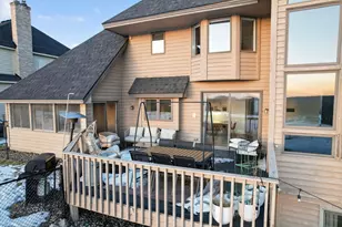 7041 Kenmare Dr, Bloomington, MN 55438 - Photo 114