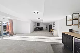 7041 Kenmare Dr, Bloomington, MN 55438 - Photo 88