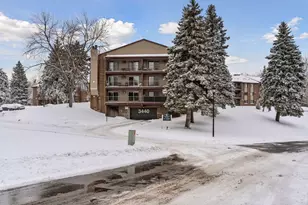 3440 Golfview Dr, Eagan, MN 55123 - Photo 24