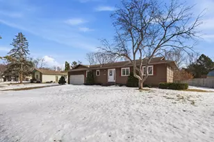 16660 Garland Way W, Rosemount, MN 55068 - Photo 1