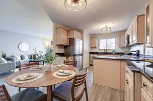 4275 Centerville Rd, Vadnais Heights, MN 55127 - Photo 14