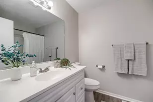 4275 Centerville Rd, Vadnais Heights, MN 55127 - Photo 22