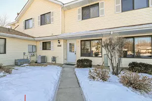 4275 Centerville Rd, Vadnais Heights, MN 55127 - Photo 32