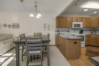 114 Carmel Avenue W #15, West Saint Paul, MN 55118 - Photo 4