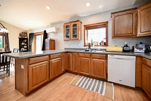 17 Williams St, Lewiston, MN 55952 - Photo 6