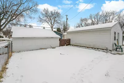 4026 Girard Avenue N, Minneapolis, MN 55412 - Photo 36