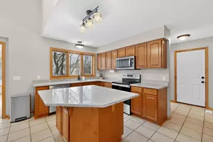 13732 Ashcroft Rd, Savage, MN 55378 - Photo 20