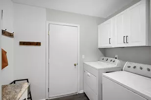 2572 Lockwood Dr, Mendota Heights, MN 55120 - Photo 12