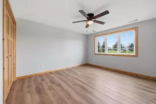 302 Ashley Ct, Alexandria, MN 56308 - Photo 30