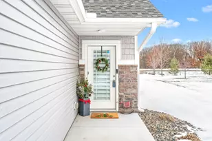 39781 Fawn Ave, North Branch, MN 55056 - Photo 2