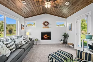 39781 Fawn Ave, North Branch, MN 55056 - Photo 12