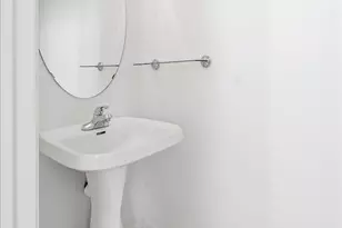 325 W River Pkwy, Minneapolis, MN 55401 - Photo 14