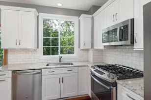 791 Fairfield Cir, Minnetonka, MN 55305 - Photo 10