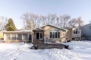 2525 9th St S, Fargo,  58103 - Photo 40