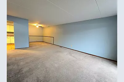 2455 Londin Lane E #117, Maplewood, MN 55119 - Photo 10