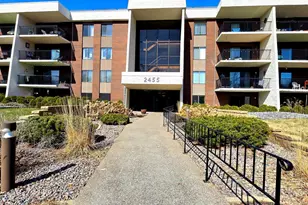 2455 Londin Ln E, Maplewood, MN 55119 - Photo 36