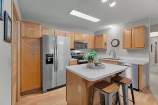 9909 Tamarack Cove, Woodbury, MN 55125 - Photo 14