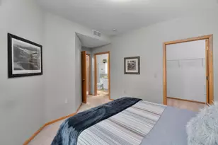 9909 Tamarack Cove, Woodbury, MN 55125 - Photo 20