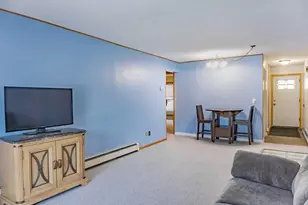 110271 Village Rd, Chaska, MN 55318 - Photo 16