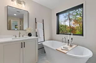 3916 Mcmenemy St, Vadnais Heights, MN 55127 - Photo 30