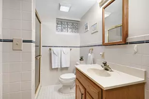 10042 Irwin Cir, Bloomington, MN 55437 - Photo 24