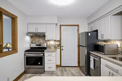 10042 Irwin Circle, Bloomington, MN 55437 - Photo 12